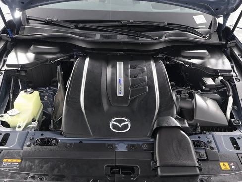Certified 2025 MAZDA CX-70 Plug-In Hybrid w/ Premium Pkg AWD/4WD image 16