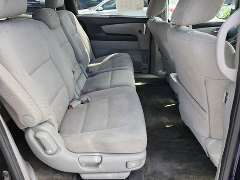 Used 2014 Honda Odyssey EX image 18