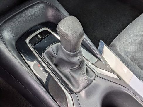 Used 2023 Toyota Corolla LE image 23