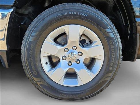 Used 2022 RAM 1500 Big Horn RWD image 20
