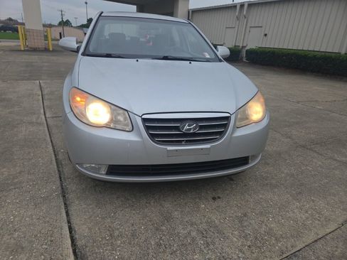 Used 2009 Hyundai Elantra GLS FWD image 2