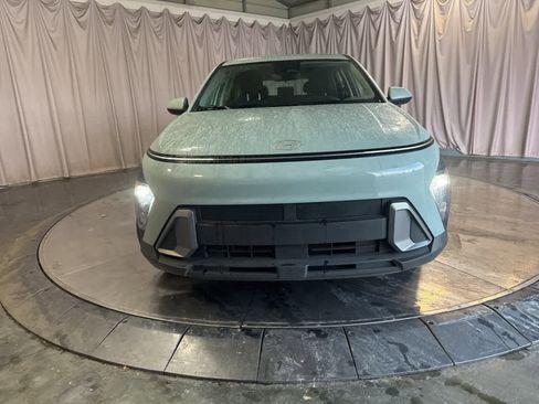 Certified 2024 Hyundai Kona SE image 2