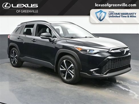 Used 2024 Toyota Corolla Cross XSE image 1