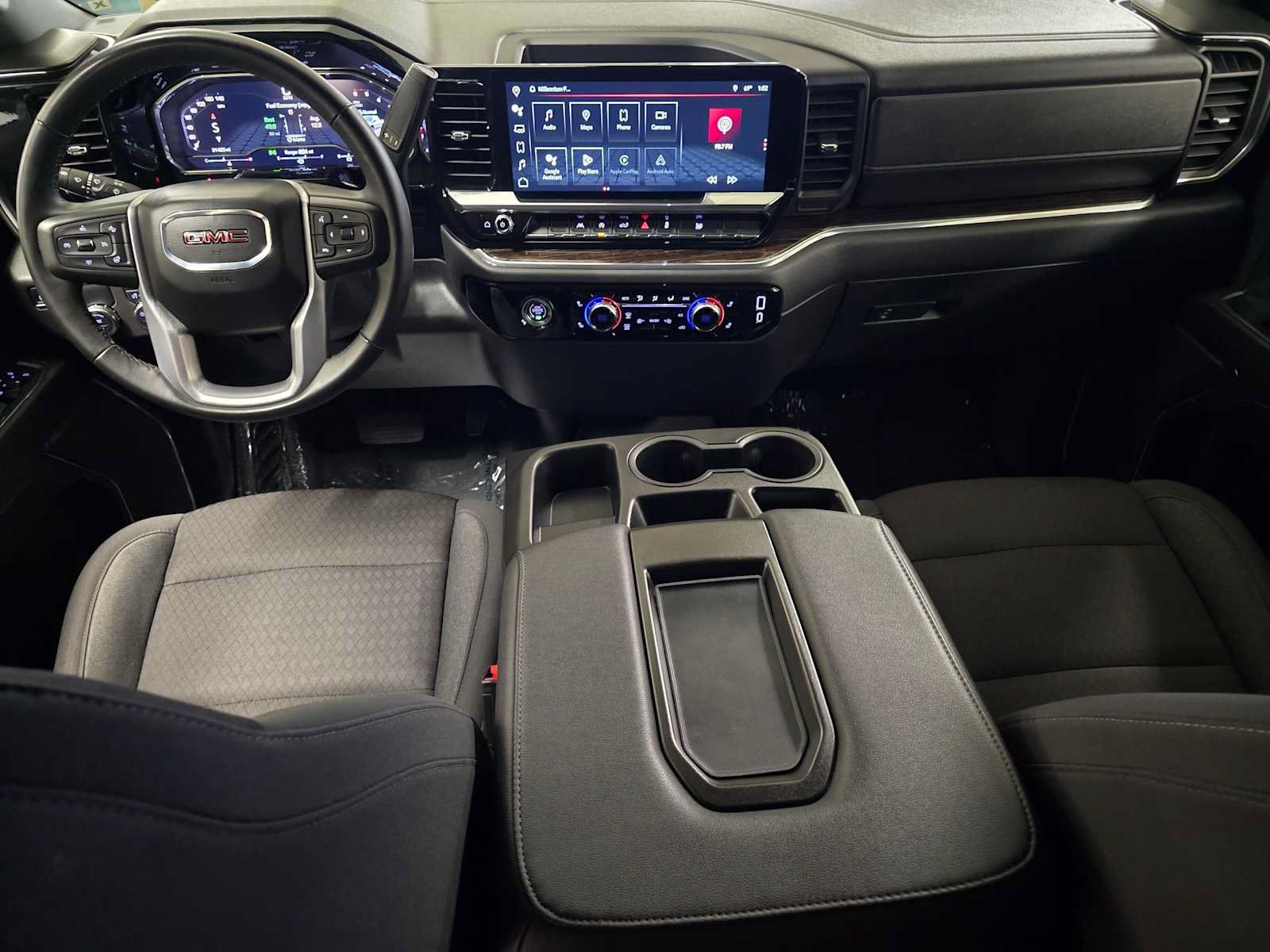 Used 2024 GMC Sierra 1500 Elevation RWD image 19