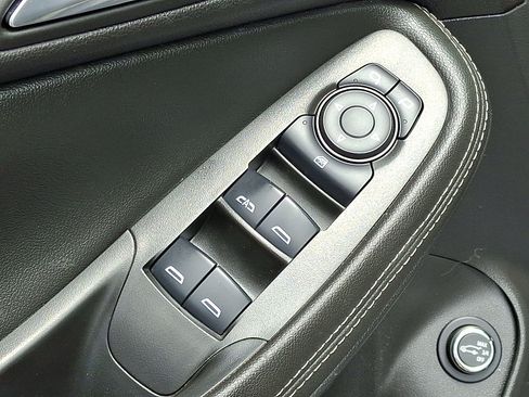 Used 2024 Buick Encore GX Preferred w/ Comfort Package FWD image 14