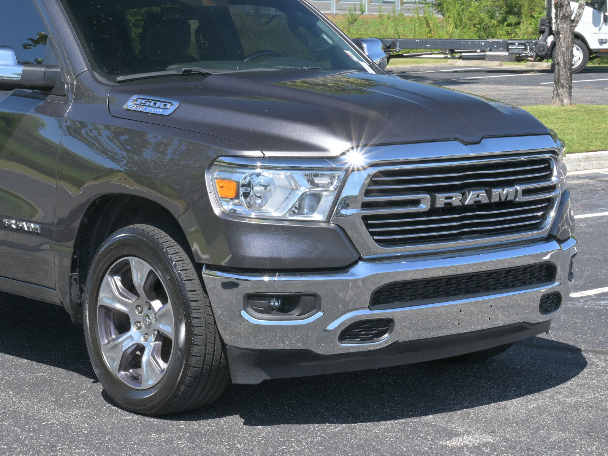 Used 2024 RAM 1500 Laramie RWD image 33