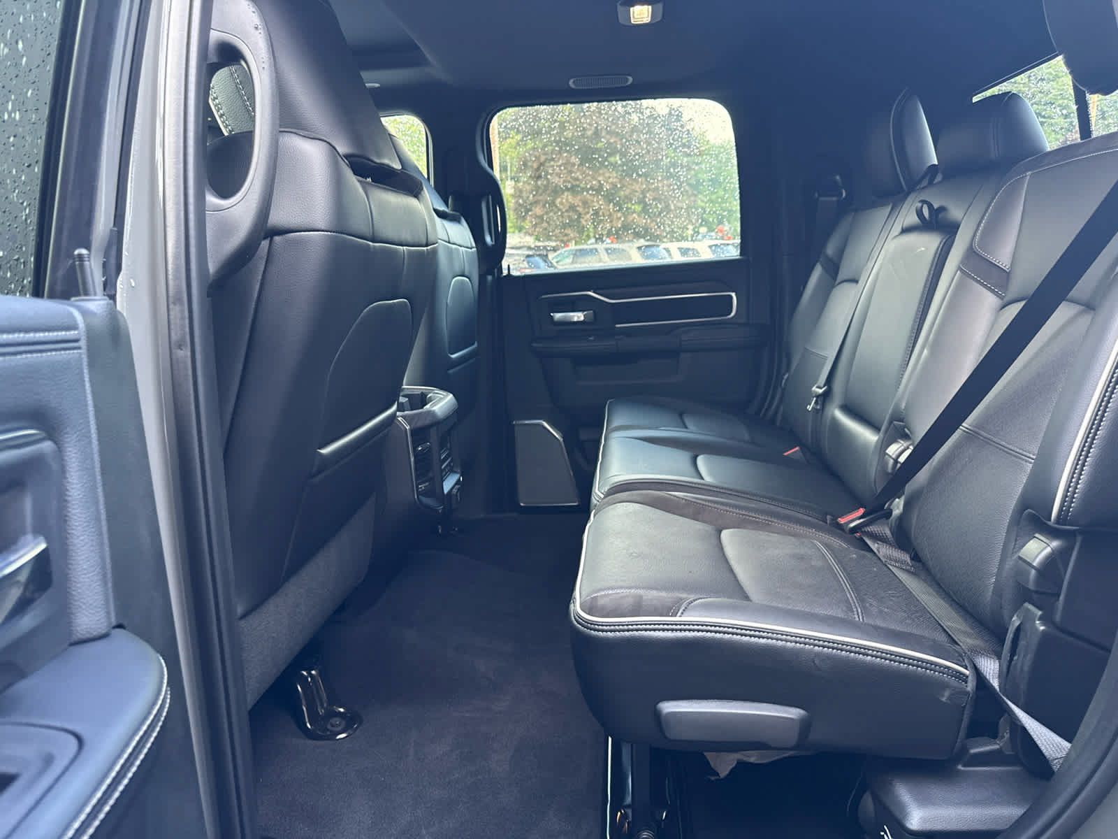 New 2026 RAM 2500 Laramie AWD/4WD image 19