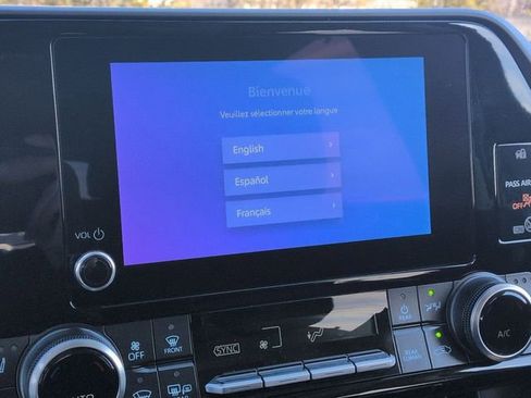 Certified 2026 Toyota Highlander XLE image 21