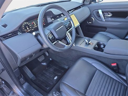 Used 2025 Land Rover Discovery Sport S image 19