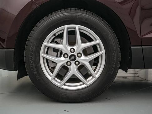 Certified 2024 Ford Edge SEL w/ Convenience Package AWD/4WD image 10