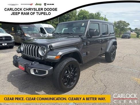 Used 2025 Jeep Wrangler Unlimited Sahara w/ Safety Group AWD/4WD image 1