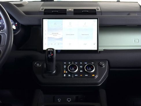 Used 2023 Land Rover Defender 110 75th Limited Edition image 5