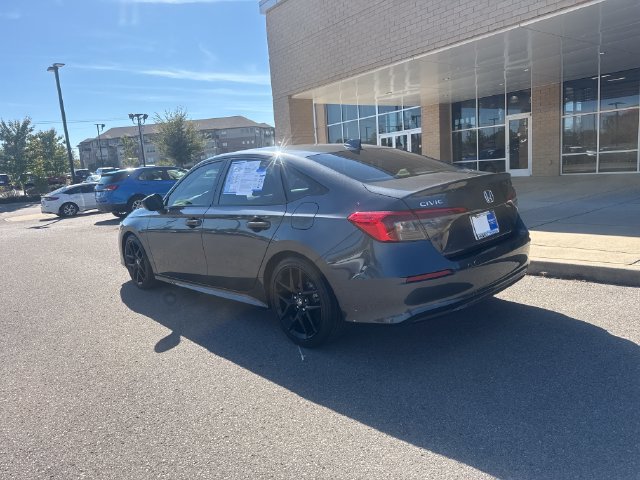 Used 2024 Honda Civic Sport image 3