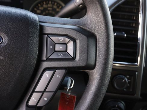 Used 2016 Ford F150 XLT w/ XTR Package image 12