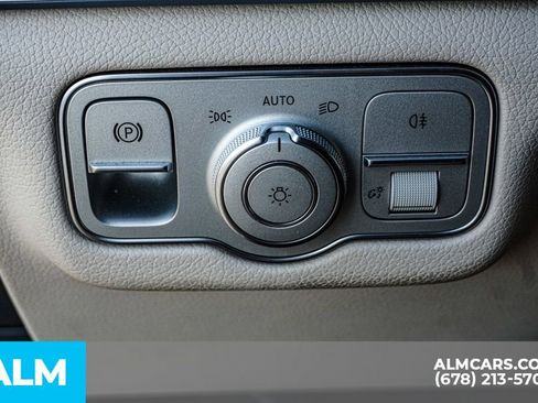 Used 2025 Mercedes-Benz GLE 350 4MATIC image 47