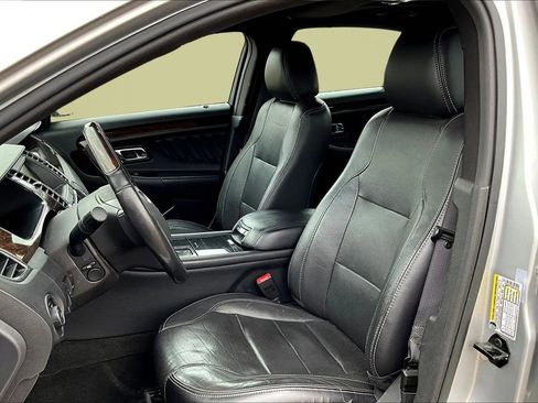 Used 2013 Ford Taurus Limited FWD image 19