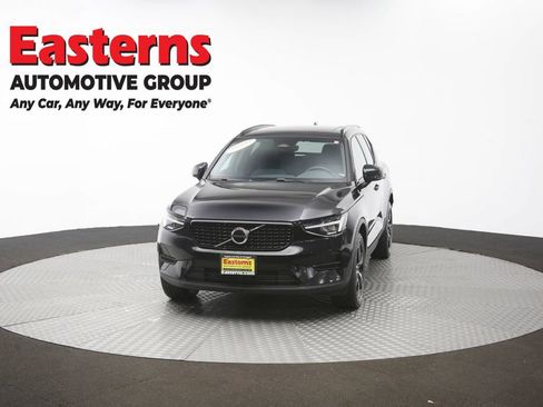 Used 2024 Volvo XC40 B5 Core AWD/4WD image 54