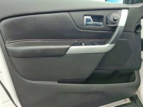 Used 2013 Ford Edge Limited AWD/4WD image 12