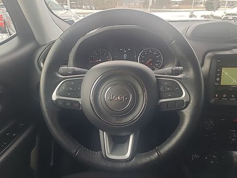 Used 2023 Jeep Renegade Latitude w/ Premium Group image 13