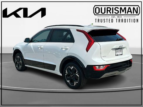 New 2026 Kia Niro Wind FWD image 3