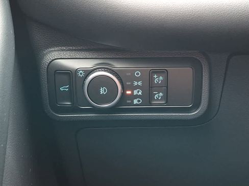 Used 2025 Ford Explorer ST-Line w/ ST-Line Street Pack image 19