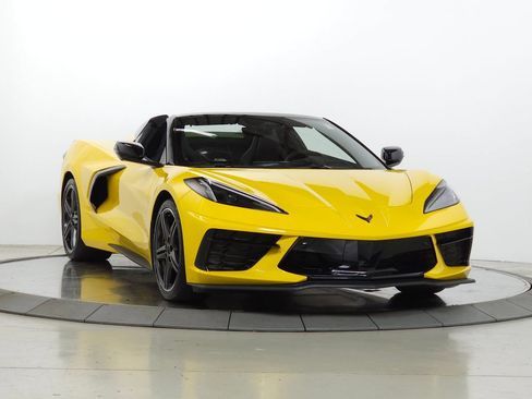 Used 2025 Chevrolet Corvette Stingray Preferred Conv w/ Stealth Interior Trim Package RWD image 1