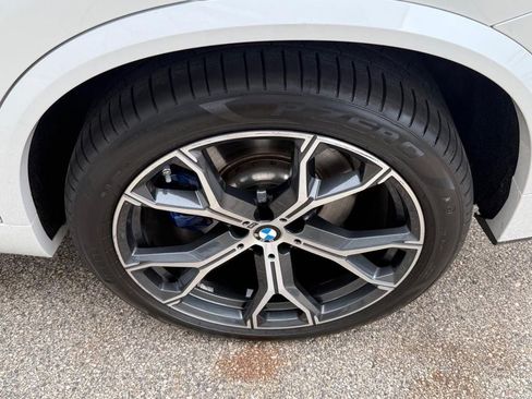 Used 2022 BMW X5 M50i AWD/4WD image 7