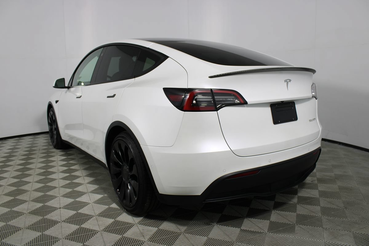 Used 2022 Tesla Model Y Performance AWD/4WD image 4