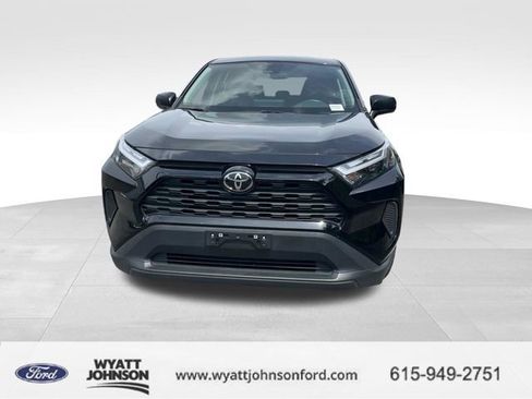 Used 2024 Toyota RAV4 LE AWD/4WD image 8