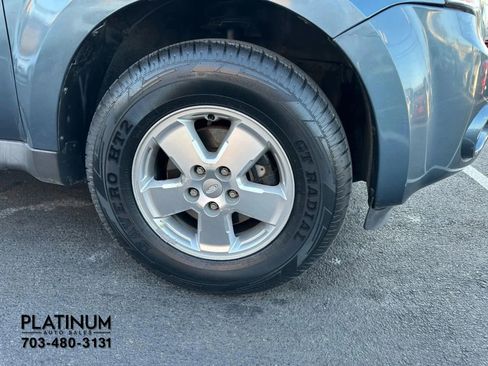 Used 2011 Ford Escape XLT w/ 202A Rapid Spec Order Code image 16