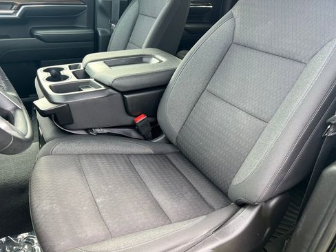 Used 2023 Chevrolet Silverado 1500 LT image 10