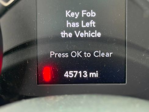 Used 2019 Jeep Wrangler Unlimited Sport S image 23