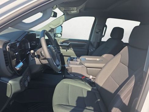 New 2026 Chevrolet Silverado 2500 LT w/ All Star Edition AWD/4WD image 9