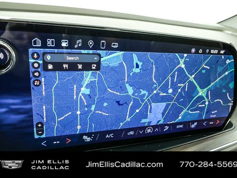 Used 2025 Chevrolet Tahoe LT image 14