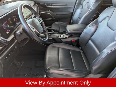Used 2025 Kia Telluride S FWD image 22