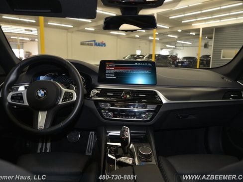 Used 2023 BMW 530i w/ M Sport Package image 24