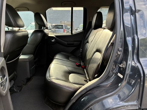 Used 2012 Nissan Xterra PRO-4X w/ Pro-4x Leather Pkg AWD/4WD image 26