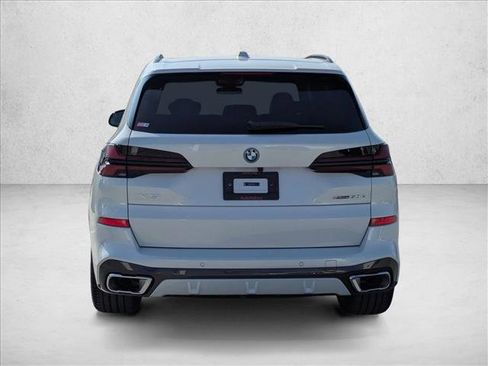 New 2026 BMW X5 xDrive50e w/ M Sport Package image 8