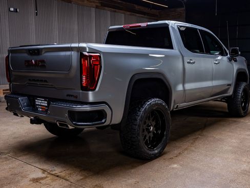 Used 2026 GMC Sierra 1500 AT4 image 10