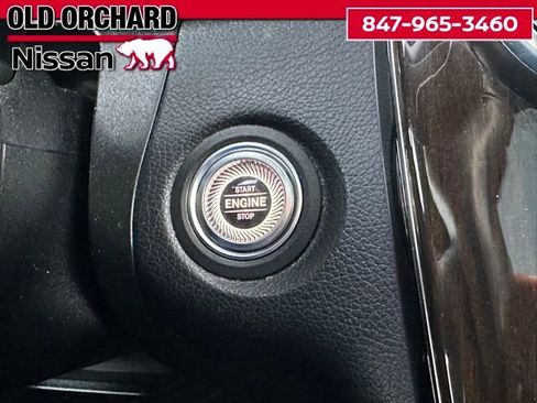 Used 2020 Mercedes-Benz GLC 300 4MATIC w/ Multimedia Package image 20