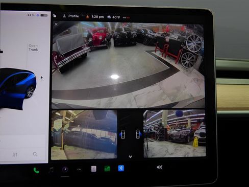 Used 2021 Tesla Model Y Long Range image 22