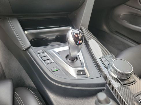 Used 2020 BMW M4 Convertible image 13