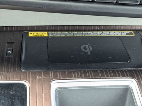 Used 2021 Toyota Sienna XLE w/ XLE Plus Package FWD image 29