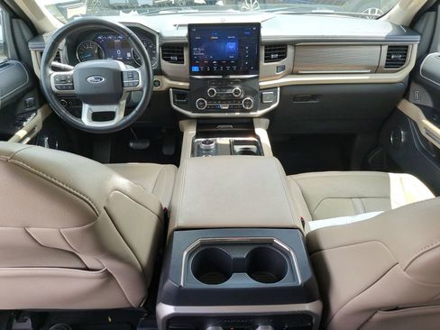 Used 2024 Ford Expedition Limited AWD/4WD image 15
