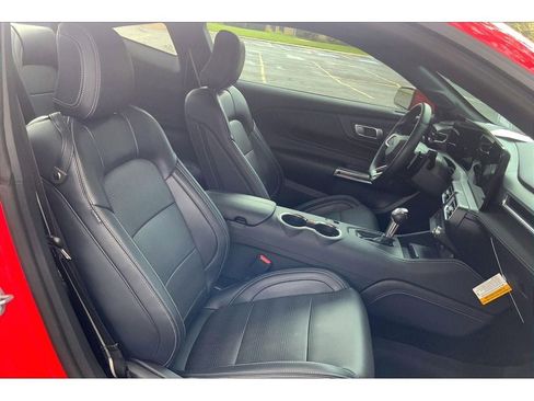 Used 2024 Ford Mustang GT Premium image 8