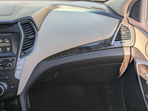 Used 2017 Hyundai Santa Fe Sport image 15