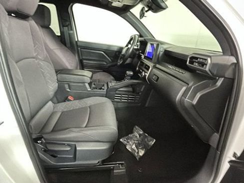 Used 2024 Toyota Tacoma SR w/ Towing Package RWD image 28