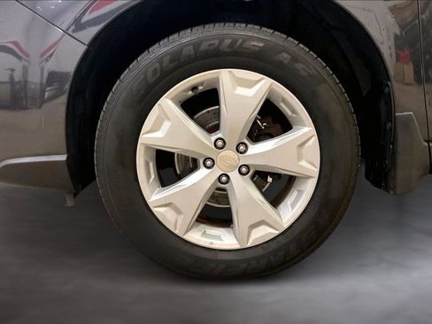 Used 2016 Subaru Forester 2.5i Premium image 9