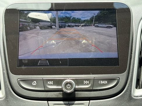 Used 2023 Chevrolet Malibu LS FWD image 24