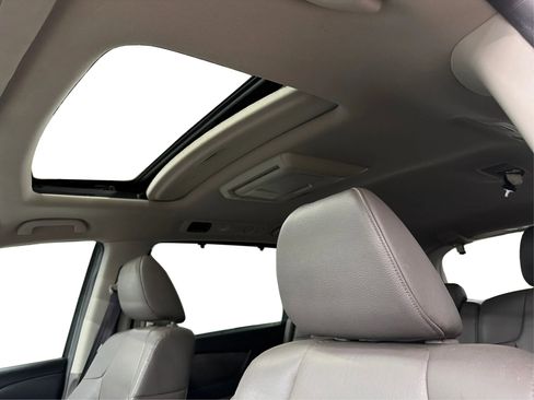 Used 2016 Honda Odyssey Touring image 39